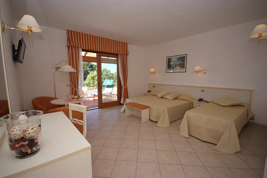 Camera Familiare - Hotel da Giacomino - Isola d'Elba 08