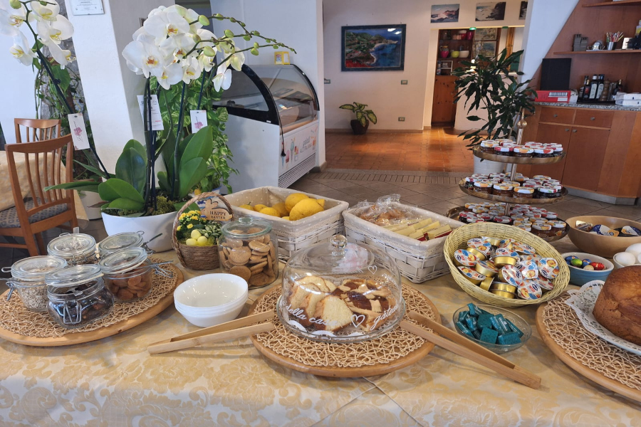 Colazione - Hotel da Giacomino - Isola d'Elba 01